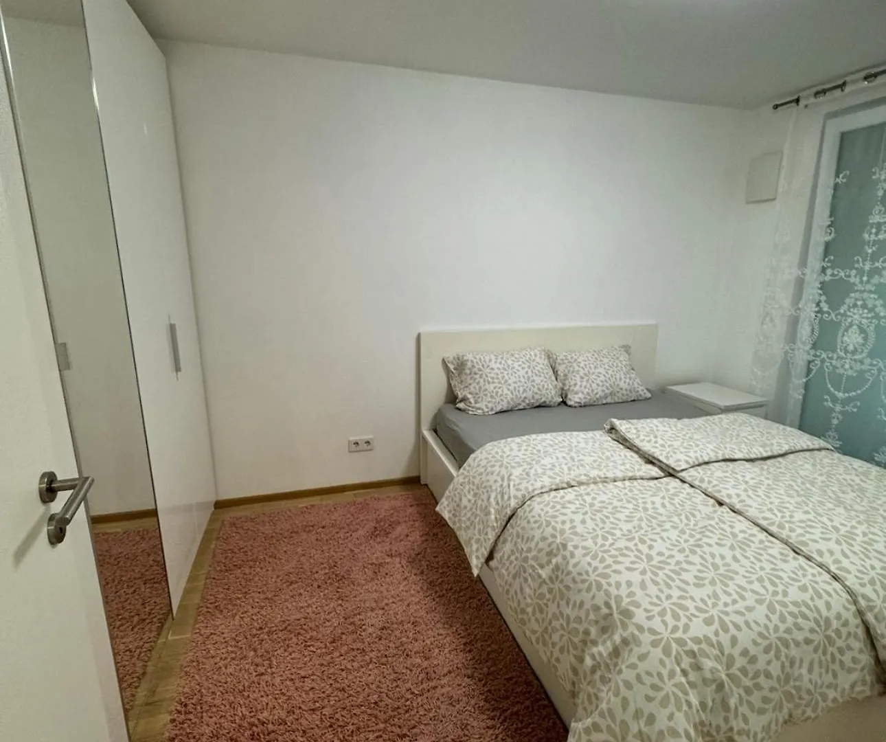 アパート Garten-Wohnung Naehe Messe Und Flueghafen Muenchen ポイング ドイツ